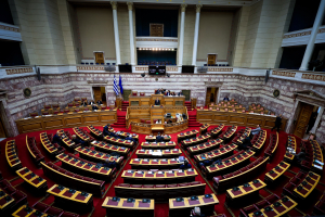 Δημοσκόπηση ALCO: Πτώση για ΝΔ (24%), άνοδος για ΠΑΣΟΚ (15,9%) και ΣΥΡΙΖΑ (7,1%) - Βουλή με εννέα κόμματα