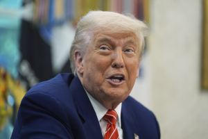 Η συμβουλή του Τραμπ στον Μακρόν, μετά το «χαστούκι» από την Μπριζίτ (Βίντεο)