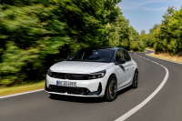 Opel: Σχεδόν εξήντα χρόνια πρωτοπορίας στην ηλεκτροκίνηση