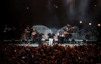 Γιάννης Πλούταρχος- Γιώργος Κακοσαίος- Κατερίνα: Κατάμεστο το Κατράκειο Θέατρο