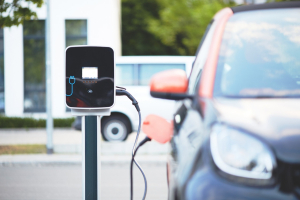 «ReCharge»: Η νέα εφαρμογή που «λύνει τα χέρια» στους οδηγούς ηλεκτρικών αυτοκινήτων