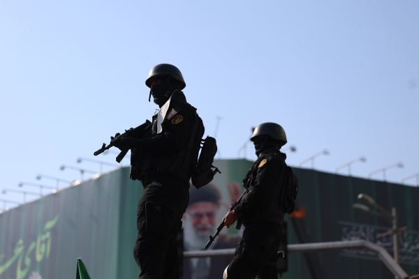 Η Τεχεράνη ανακοινώνει νέους στόχους: Στη λίστα τράπεζες, Google, Microsoft, Palantir και Nvidia