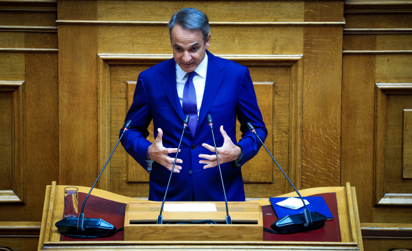 Μητσοτάκης από Βουλή: «Ελπίδα ή περιπέτεια. Οι δύο δρόμοι ΕΛΑΣ και ΠΑΣΟΚ οδηγούν στο ίδιο αδιέξοδο»