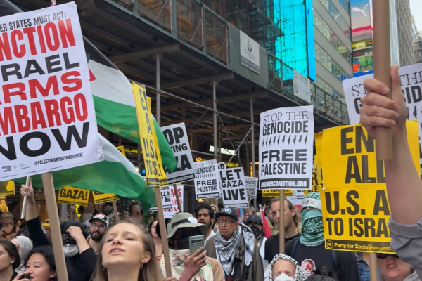 Νέα Υόρκη: Χιλιάδες στους δρόμους κατά του Νετανιάχου - «Δεν είσαι ευπρόσδεκτος εδώ» (Βίντεο)