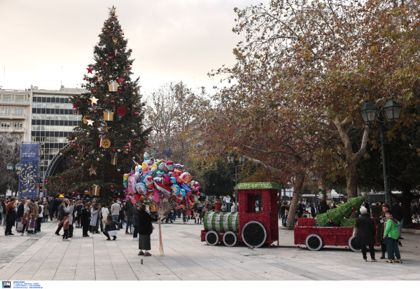 Αλλάζουν όλα στα επιδόματα: Πώς θα λειτουργεί η προπληρωμένη κάρτα, η νέα πλατφόρμα