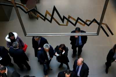 Σε στάση αναμονής ελέω Eurogroup το Χρηματιστήριο