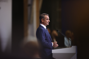 Μειώσεις φόρων και μπόνους συνέπειας στο «καλάθι» της ΔΕΘ
