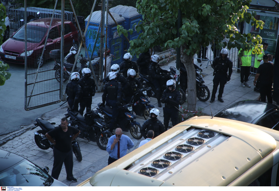 Δρακόντεια μέτρα ασφαλείας για το Παναθηναϊκός - Μαρσέιγ, τρεις συλλήψεις πριν το ματς, βρέθηκαν μαχαίρι και φωτοβολίδες