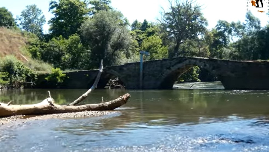 Γέφυρα του Αγγίτη: Ένα ζωντανό αρχαίο μνημείο που «χαράχτηκε» στα χρόνια του Μεγάλου Αλεξάνδρου (βίντεο)