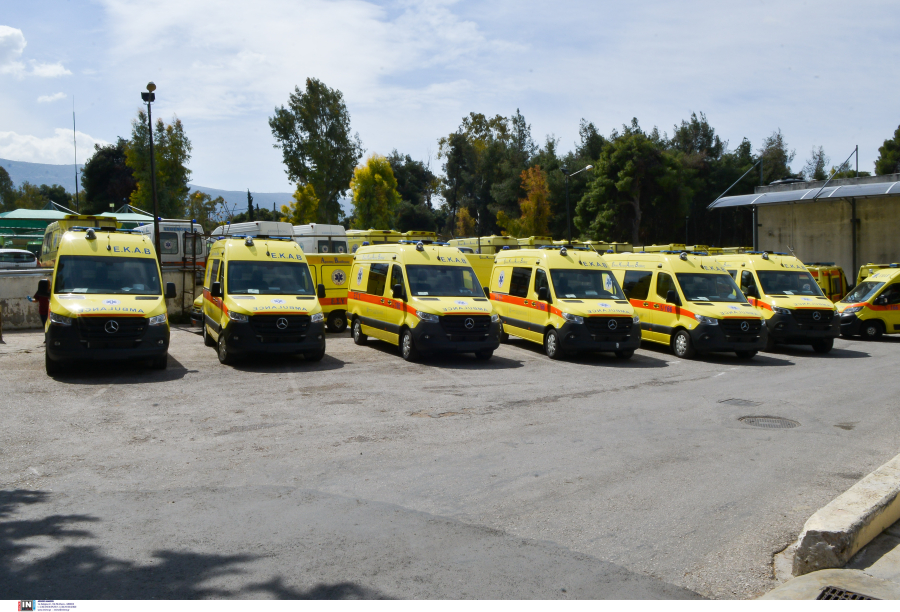 Δημοσιεύτηκε η ΠΝΠ: Πυροσβεστική και Ένοπλες Δυνάμεις «μπαίνουν» στο ΕΚΑΒ