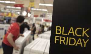 Black Friday: Εκπτώσεις αλα USA σήμερα στα καταστήματα