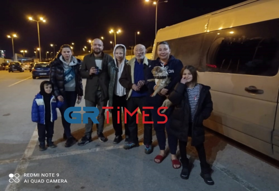 Οι πρώτοι πρόσφυγες από την Ουκρανία έφτασαν στη Θεσσαλονίκη, οι μαρτυρίες τους