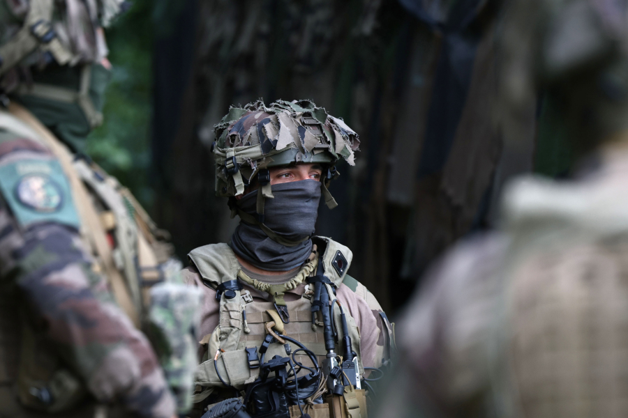 Απευθείας υπαγωγή Ελλήνων στρατιωτικών στον στρατό των ΗΠΑ!!!