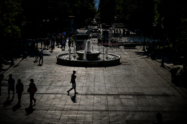 Καύσωνας στην Αττική: Στα «κόκκινα» η θερμοκρασία - Εικόνες «σοκ» από τις θερμικές κάμερες