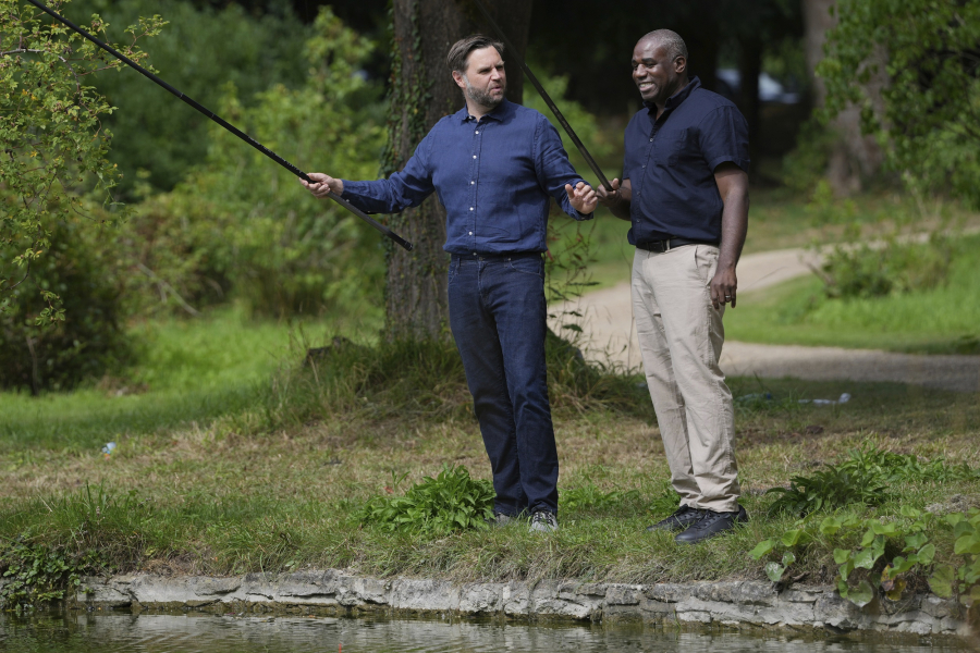 Ντέιβιντ Λάμι: Το ψάρεμα με τον Τζ. Ντ. Βανς μπορεί να του κοστίσει 2.500 λίρες