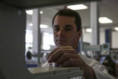 Σε έρευνα και καινοτομία 240 εκ. ευρώ από την Ευρωπαϊκή Τράπεζα Επενδύσεων και το ΠΔΕ