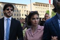 Οργή στην Περούτζια για τα γυρίσματα σειράς της Αμάντα Νοξ - Ζήτησε συγγνώμη η δήμαρχος