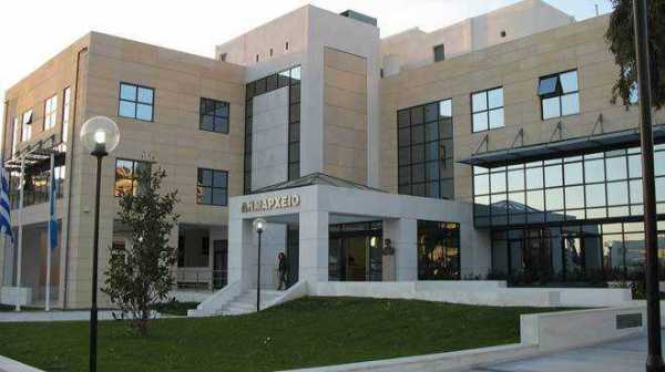 Ηλιούπολη: Παράδοση &amp; έναρξη λειτουργίας απινιδωτών και τηλεκαρδιογράφων