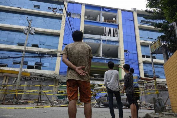 Ισχυρός σεισμός στις Φιλιππίνες: Ένα παιδί νεκρό και δεκάδες τραυματίες