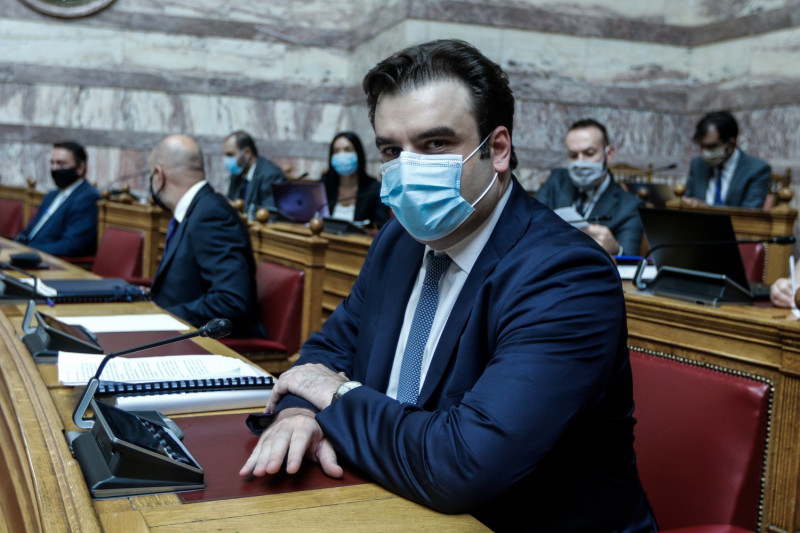 Πιερρακάκης: Εξασφαλισμένα τα ραντεβού των εμβολίων που έχουν ήδη προγραμματιστεί, δεν υπάρχει κόφτης στα μηνύματα