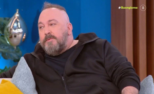 Γιώργος Αλκαίος: Η καριέρα του, η Αλίκη Βουγιουκλάκη και το τραγούδι του Akyla (Βίντεο)