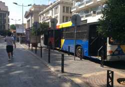 Τσουρέκια στους επιβάτες θα μοιράσει ο ΟΑΣΘ