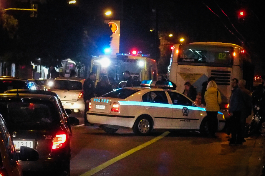 Η ΕΛ.ΑΣ αναζητά πληροφορίες για τροχαίο με εγκατάλειψη πεζού στις Αχαρνές