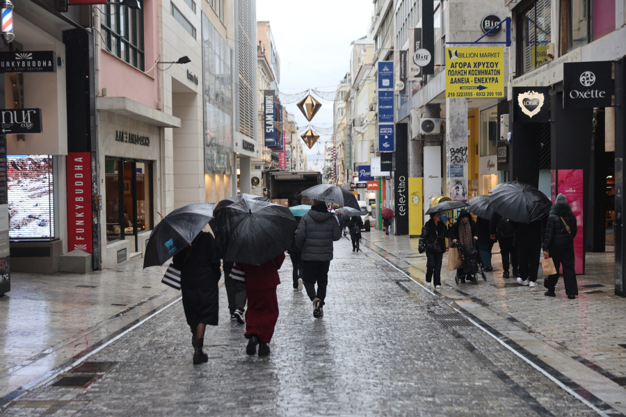 Τι ώρα θα πέσουν καταιγίδες στην Αθήνα σήμερα Παρασκευή