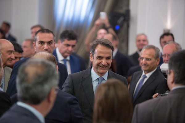 ΝΔ: Είπε ψέμματα ο Τσίπρας -πουθενά στην συμφωνία δεν αναφέρεται το «Severna Makedonija»