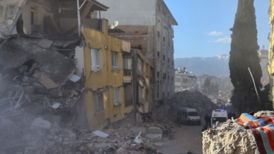 Ένας 12χρονος και μια 29χρονη ζωντανοί από τα ερείπια μετά από 260 ώρες: Πάνω από 42.000 οι νεκροί σε Τουρκία και Συρία