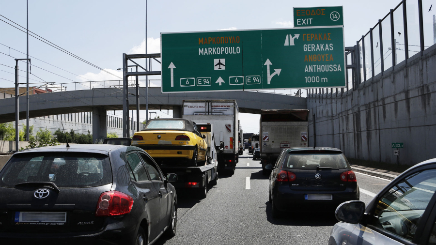 Αττική Οδός: Καθυστερήσεις μετά από τροχαίο στο ρεύμα προς Ελευσίνα, πού έχει κίνηση