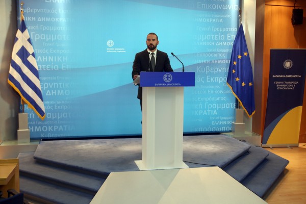 Ολομέτωπη επίθεση της κυβέρνησης σε Μαρινάκη, Αλαφούζο και Αναστασιάδη