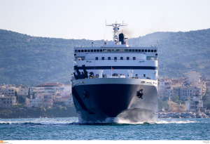 Μηχανική βλάβη για το πλοίο «Superstar» στο λιμάνι της Καβάλας - Ταλαιπωρία για 113 επιβάτες