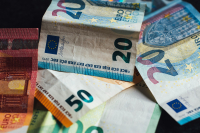 Ποιοι κερδίζουν τα περισσότερα από τις αλλαγές στη φορολογική κλίμακα