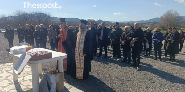 Τέμπη: Ριγή συγκίνησης στο τρισάγιο μνήμης για τα θύματα (Βίντεο)