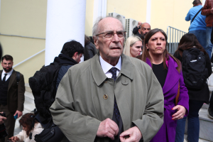 Σκληρή ανακοίνωση ΕΝΔΕ κατά Κωνσταντόπουλου: «Η "Αγία Οικογένεια" συνηθίζει τις χυδαίες συκοφαντίες»