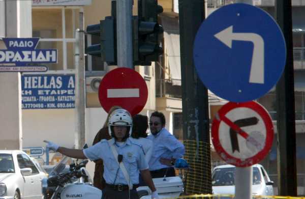 Ποιοι δρόμοι στο κέντρο της Αθήνας κλείνουν την Κυριακή το βράδυ