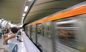 Καθυστερήσεις στα δρομολόγια του Μετρό λόγω απόπειρας αυτοχειρίας 