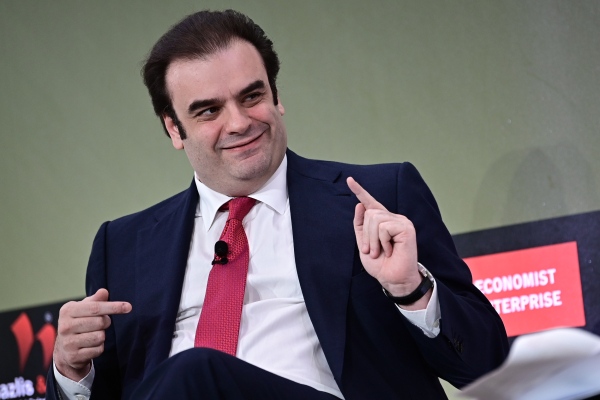 Έρχονται αλλαγές στη φορολογία - Τεκμήρια, προκαταβολή φόρου και τέλος επιτηδεύματος στο τραπέζι