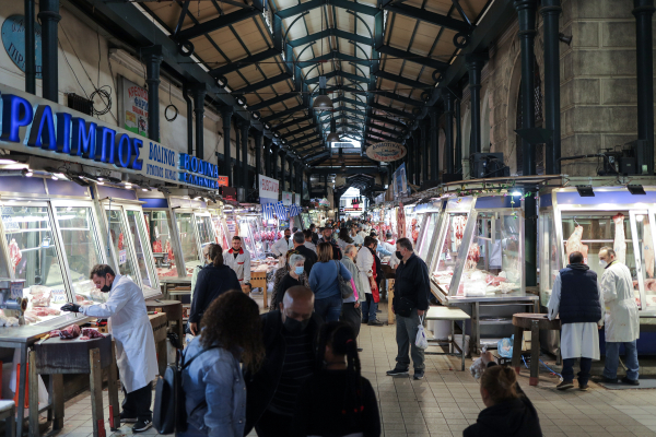 Ακρίβεια: Απλησίαστο το μοσχαρίσιο κρέας, «στροφή» στο κοτόπουλο -Ανατιμήσεις και στα λαχανικά (βίντεο)