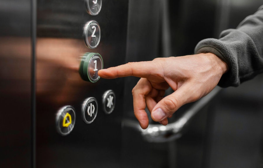 Τι πρέπει να αλλάξει στα ασανσέρ μέχρι τις 30 Ιουνίου