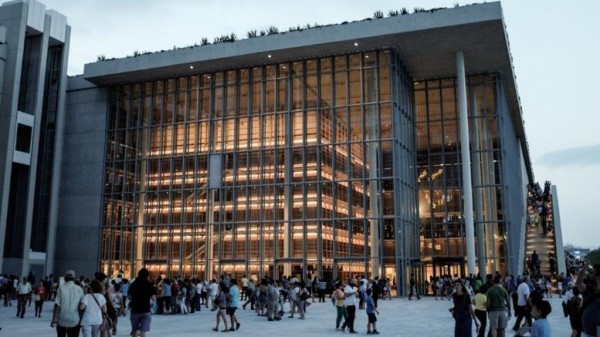 Ανάσα στο ΕΣΥ η δωρεά ύψους 200 εκ. ευρώ από το ίδρυμα Σταύρος Νιάρχος