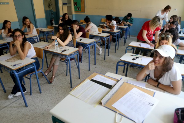 Πανελλήνιες 2017: Λήγει η προθεσμία για τους Έλληνες του εξωτερικού των Στρατιωτικών Σχολών