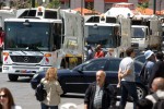 Αθήνα: 25 νέα απορριμματοφόρα στη μάχη της καθαριότητας