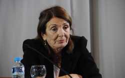 Χριστοδουλοπούλου «Θα ενοικιάσουμε κενά διαμερίσματα για να φιλοξενηθούν οι μετανάστες»