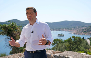 Αναμένοντας το βιβλίο και τον... Αλέξη - Πώς ετοιμάζεται το σύστημα και η κεντροαριστερά