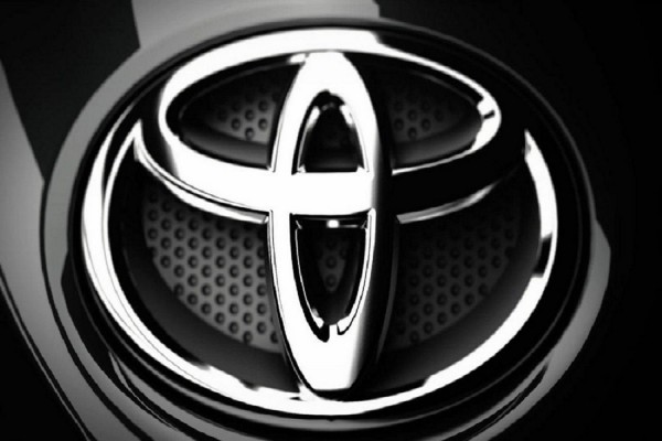Προληπτικός έλεγχος σε 7.437 TOYOTA λόγω πιθανής «έκρηξης» του αερόσακου