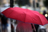 Από τον ήλιο στις μπόρες, συνεχίζει ο άστατος καιρός, η πρόγνωση Αρναούτογλου