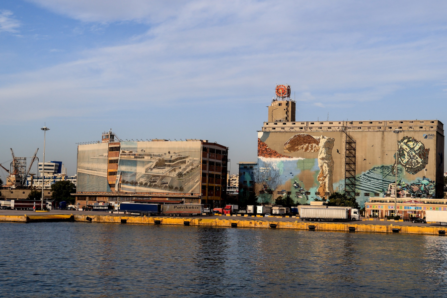 Λιμάνι Πειραιά: 48χρονος έπεσε στη θάλασσα, μεταφέρθηκε σε νοσοκομείο