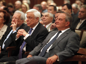 Μολυβιάτης: Την Τρίτη η κηδεία, με δυο λόγια από τον Κώστα Καραμανλή